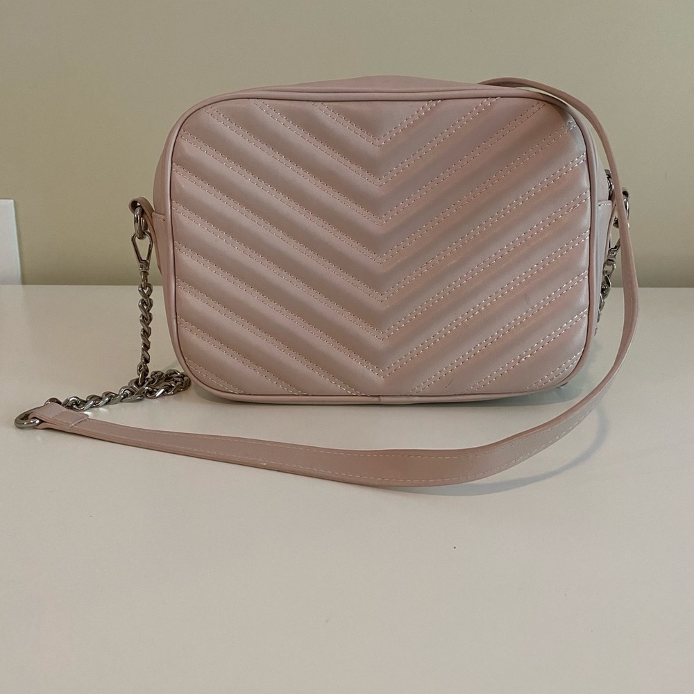 Express crossbody